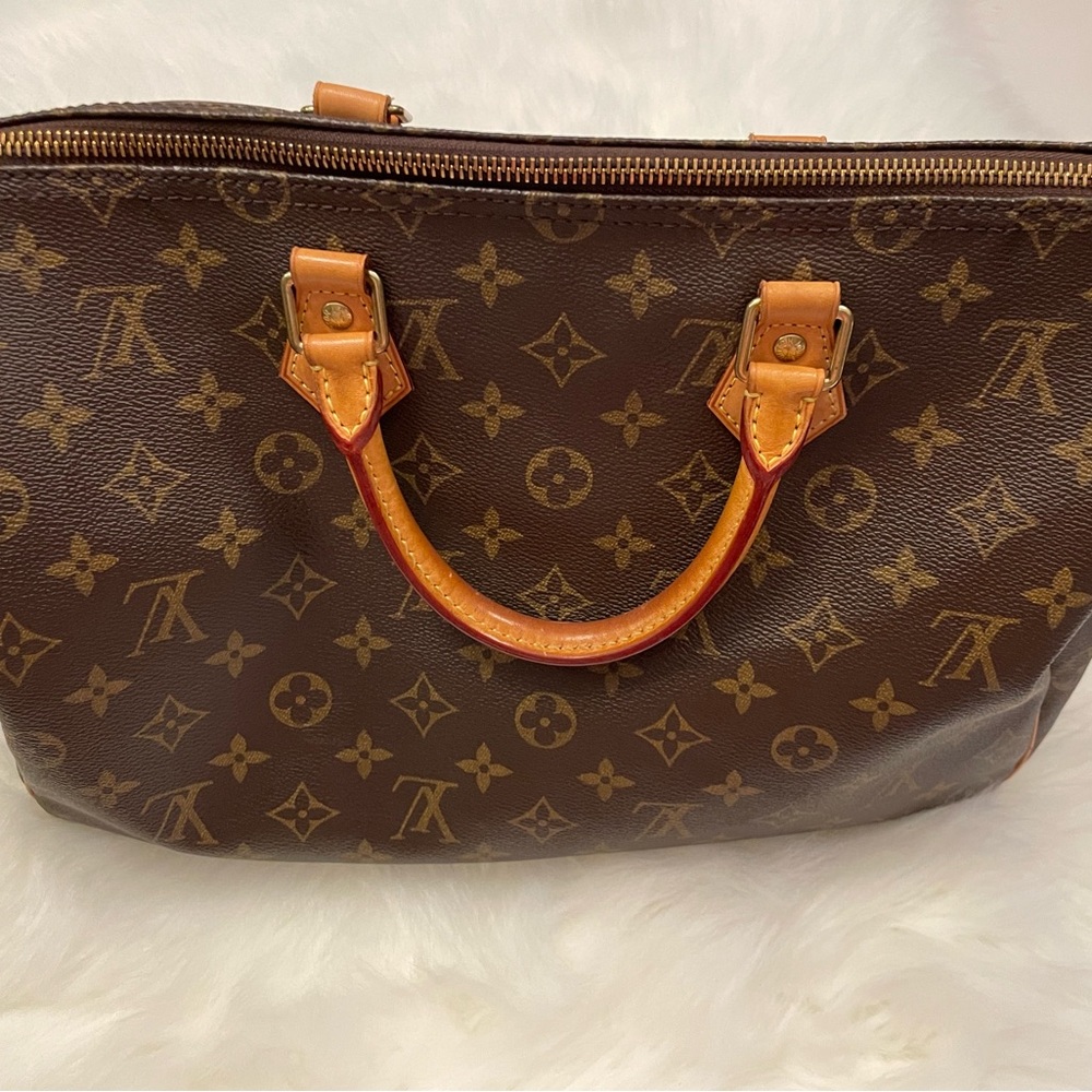 Louis Vuitton Speedy 35